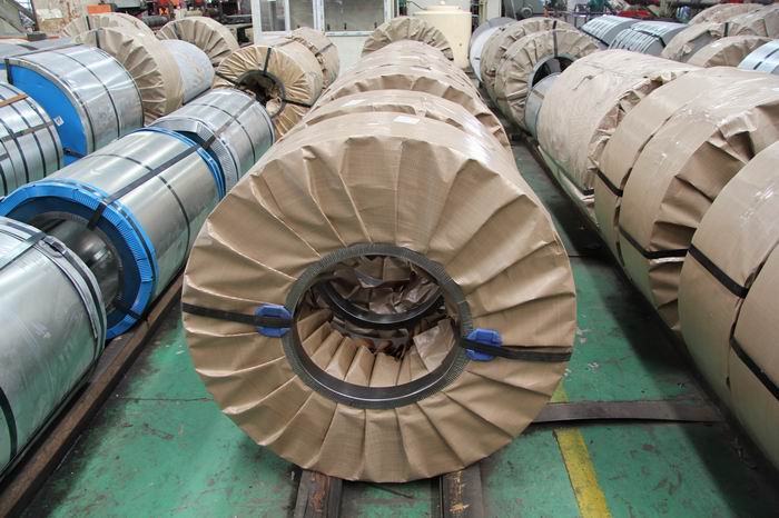 冷(leng)軋(ya)縱(zong)剪成品